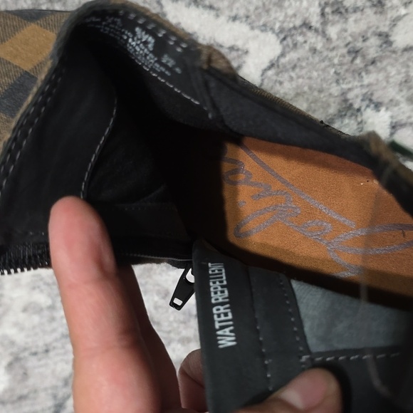 ZODIAC Shiloh Chunky Water Repellent Chelsea Bootie, Tan Black Buffalo Plaid 7.5 - Picture 10 of 15